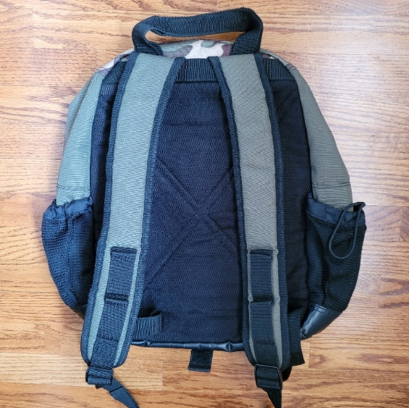 Gap Kids Backpack - Picture 2 of 4